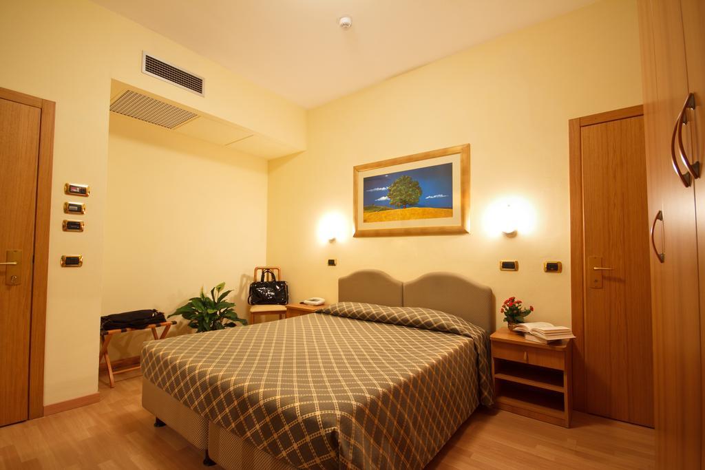 Hotel Villa Luca Chianciano Terme Zewnętrze zdjęcie