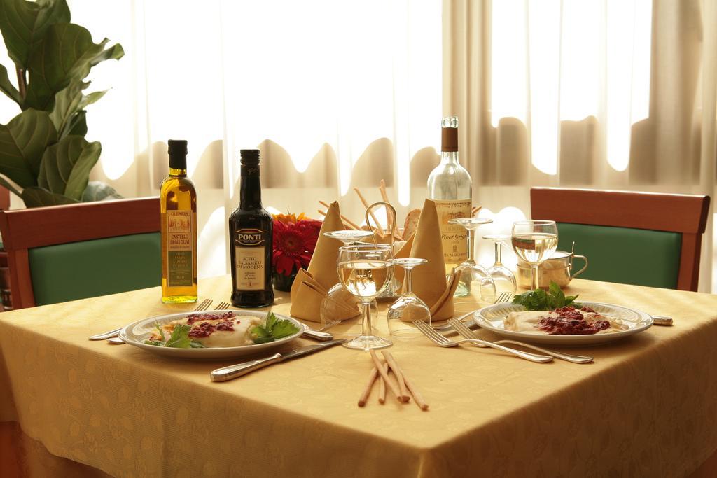 Hotel Villa Luca Chianciano Terme Zewnętrze zdjęcie